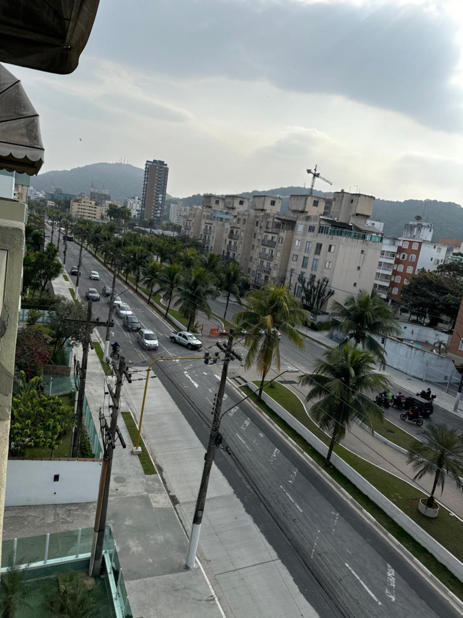 Excelente Apartamento Bem Localizado A 450 Metros Da Praia Guaruja Luaran gambar