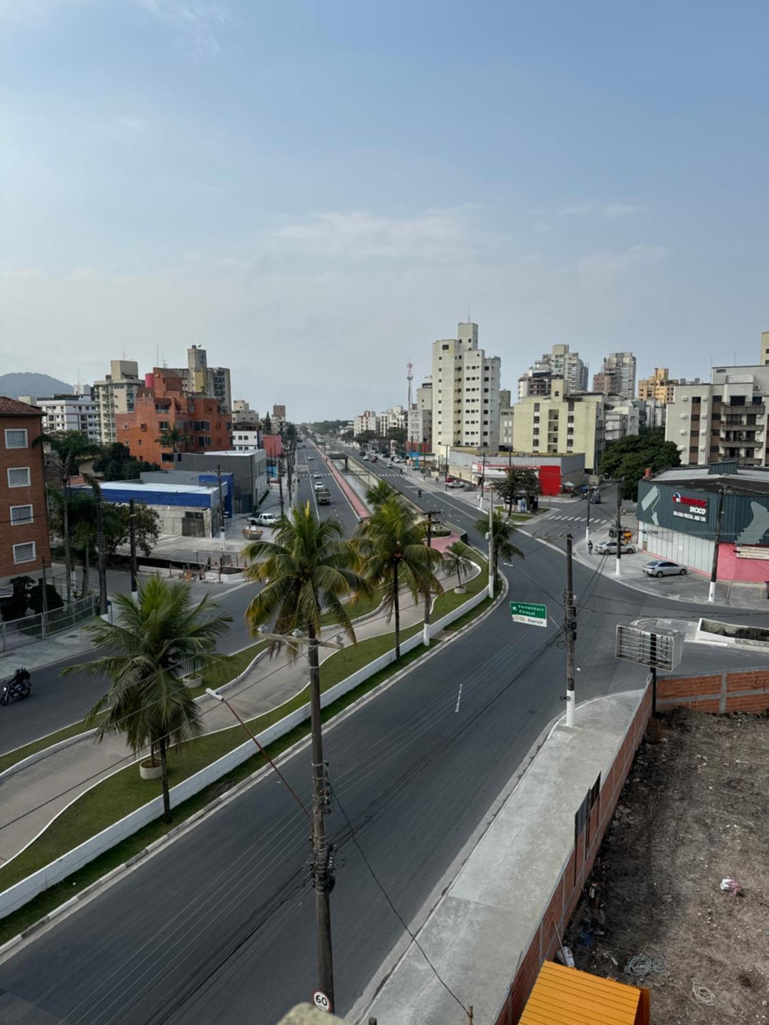 Excelente Apartamento Bem Localizado A 450 Metros Da Praia Guaruja Luaran gambar